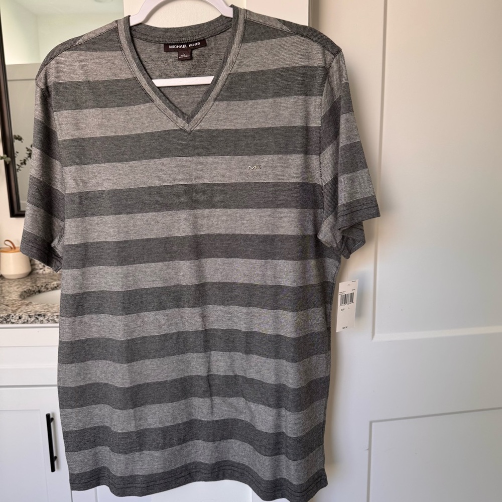 Michael Kors Gray Striped V-Neck T-Shirt Large
